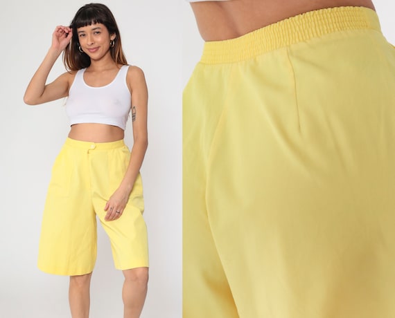 Yellow Knee Length Shorts 80s Bermuda Shorts High Waisted Mom Shorts Patch Pocket Retro Basic Plain Vintage 1980s Koret Small Medium