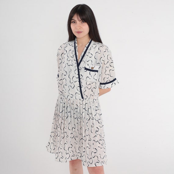 Squiggle Print Dress 80s White Mini Dress Semi-Sheer Faux Wrap Pleated Skirt Navy Blue Secretary V Neck High Waist Vintage 1980s Large 12