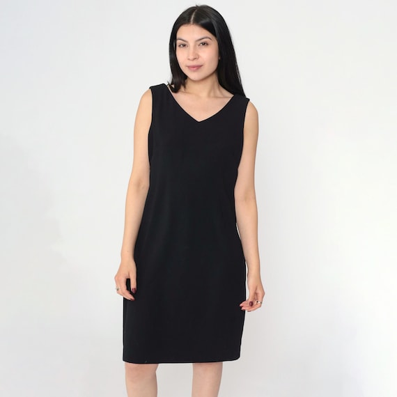 Vintage Black Shift Dress 90s Mini Dress V Neck Plain Sleeveless Classic Chic Simple Cocktail Party Dress Solid 1990s Medium 8