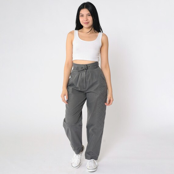 Vintage Grey Quilted Trousers 80s Pleated Utilitarian Pants High Waisted Tapered Leg Slacks Office Preppy Paper Bag 1980s Extra Small xs