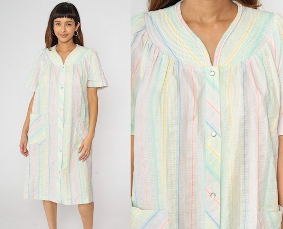 80s Lounge Dress Pastel Rainbow Striped Seersucker Tent Midi Barbizon House Dress Short Puff Sleeve Pearl Snap Vintage Pocket 1980s Medium M