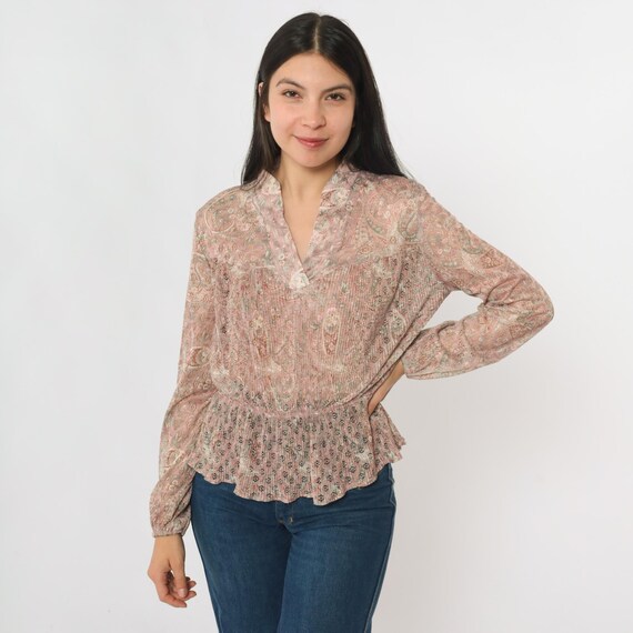 Vintage 70s Pleated Blouse Pink Paisley Semi Sheer Top Lace Cutouts Ruffle Collar Boho Romantic Shirt 1970s Poet Long Sleeve Bohemian Medium