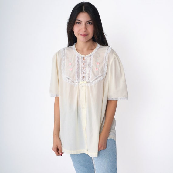 Barbizon Pajama Shirt 90s Pale Yellow Lace Bib PJ Top Floral Embroidered Button Up Blouse Sleep Shirt Vintage 1990s Short Sleeve Large