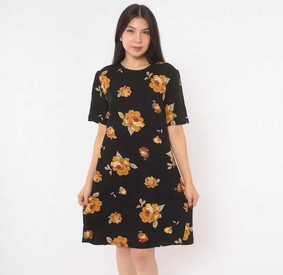 90s Black Floral Shift Dress Mustard Rose Print Cotton Short Sleeve Crew Neck Back Zipper Knee Length Dark Cottagecore Vintage Medium M