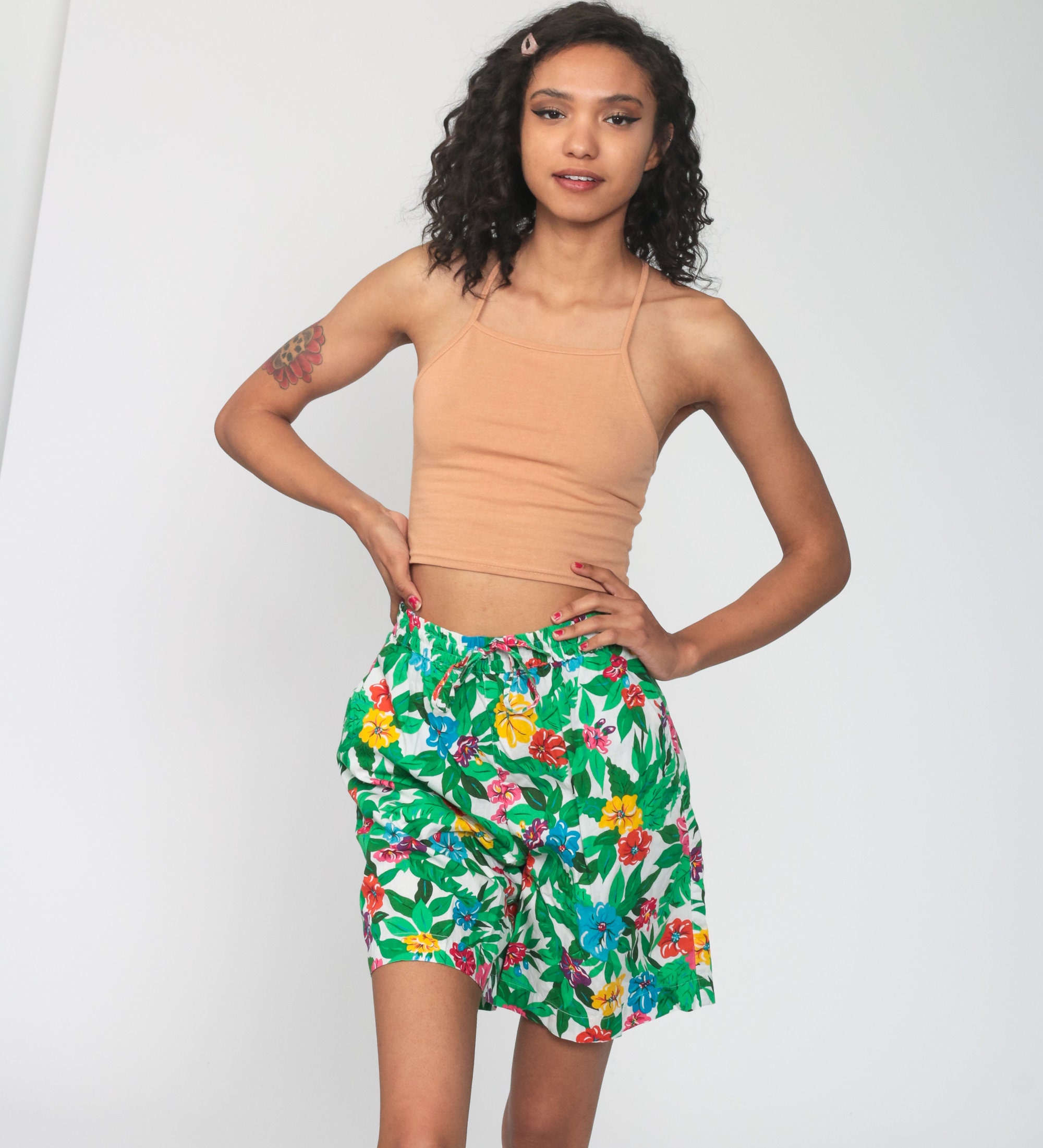 womens flowery shorts