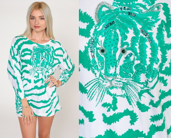 Beaded Tiger T Shirt 80s Sequined Animal Tshirt Big Cat T-Shirt Retro Wildlife Animal Print Green White Graphic Tee Vintage 1980s Small