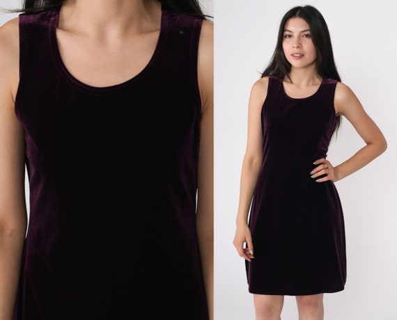 Velvet Mini Dress 90s Purple Party Dress Velour Scoop Neck Sleeveless Shift Sheath 1990s Cocktail Vintage Gothic Minidress Petite Small S