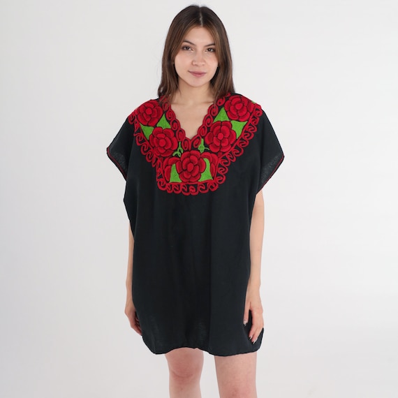 Mexican Floral Blouse 90s Black Embroidered Tunic Top Peasant Hippie Short Sleeve Tent Shirt Summer Puebla Festival Vintage 1990s Large L