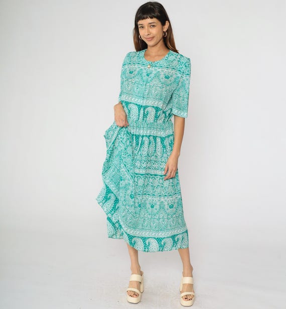 Green Paisley Dress 80s Midi Dress Button up Shirtwaist Day Dress High Waisted Pleated Short Sleeve Blouson Boho Retro Vintage 1980s Large L