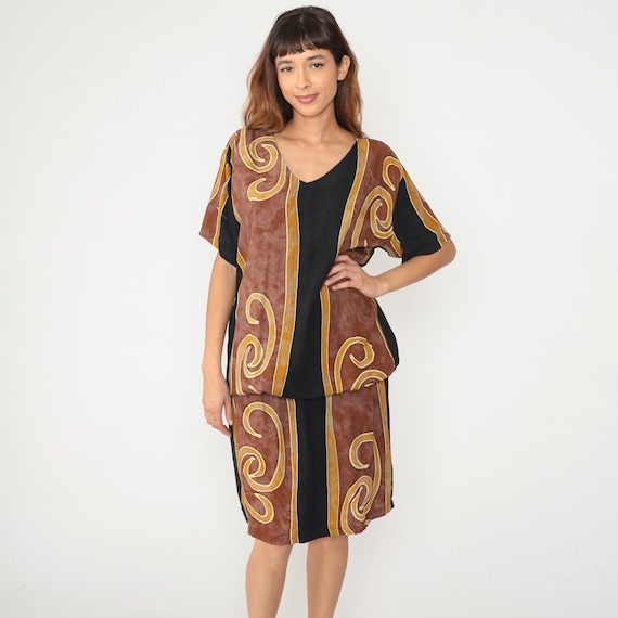 Kaftan Style Dress Y2K Kimono V Neck Swirl Scroll Pattern Brown Orange Black Panels Gathered Waist Elastic Summer Vintage Medium Large ML