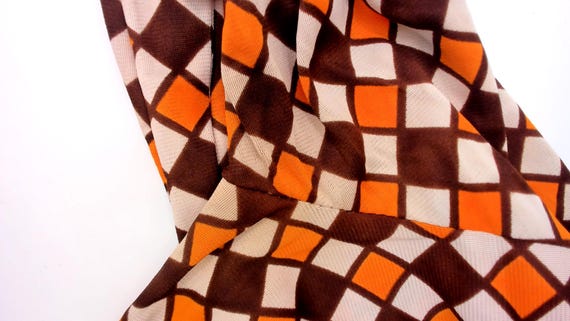 70s Mini Mod Geometric Diamond Pattern Dress Brow… - image 11
