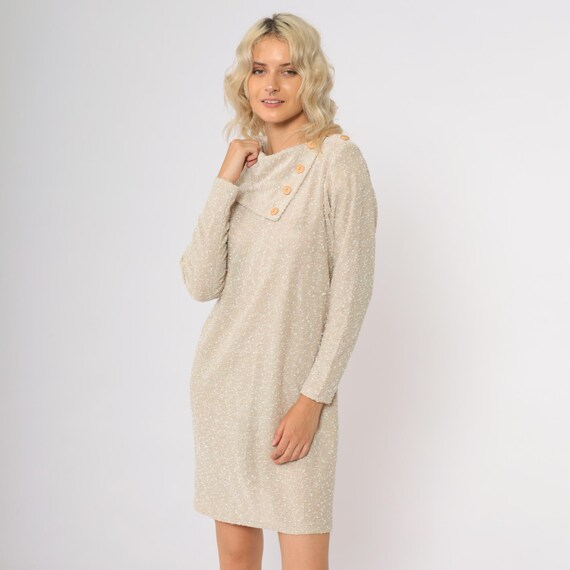 Minimalist Shift Dress Vintage 80s Beige Knit Asymmetrical Button Collar Long Sleeve Neutral Textured Fabric Straight Fit Medium M
