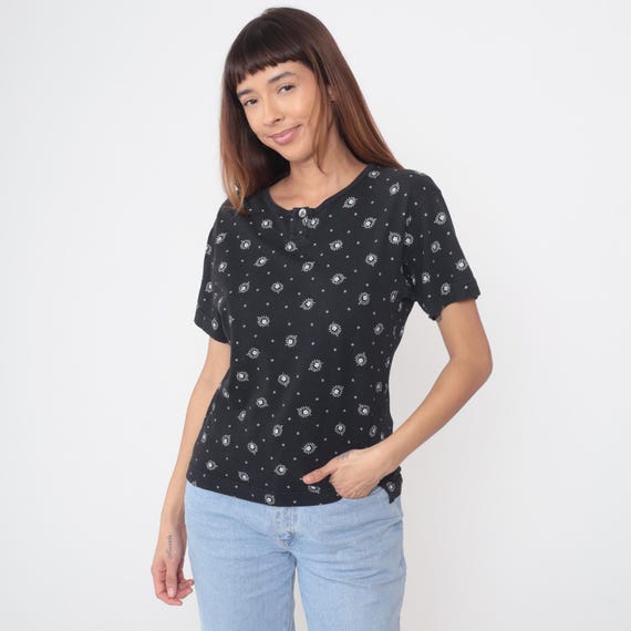 Floral Print Top 90s Liz Sport Black White Calico Flowers Butterflies Short Sleeve Cotton Henley Casual Wear Normcore Small S 4