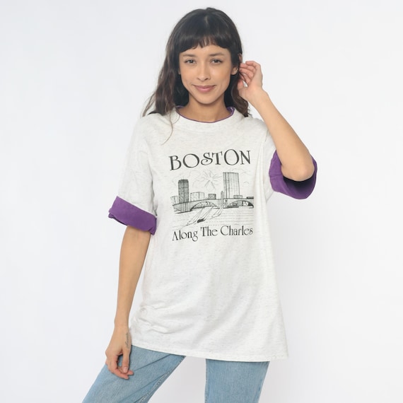 90s Boston Graphic Tee Along The Charles River Purple Ringer Sleeves Cotton Tourist Souvenir Massachusetts City Skyline Crewneck Large L