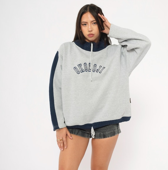Okoboji Drawstring Pullover 90s Grey Navy Colorblock Sweatshirt Embroidered Spell Out Athletic Collegiate Preppy Two Tone Vintage Large L