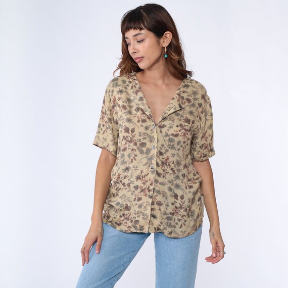 Beige Floral Top Y2K Button Up Shirt Retro Girly Short Sleeve Blouse Summer Casual Vintage 00s Medium 8 Petite