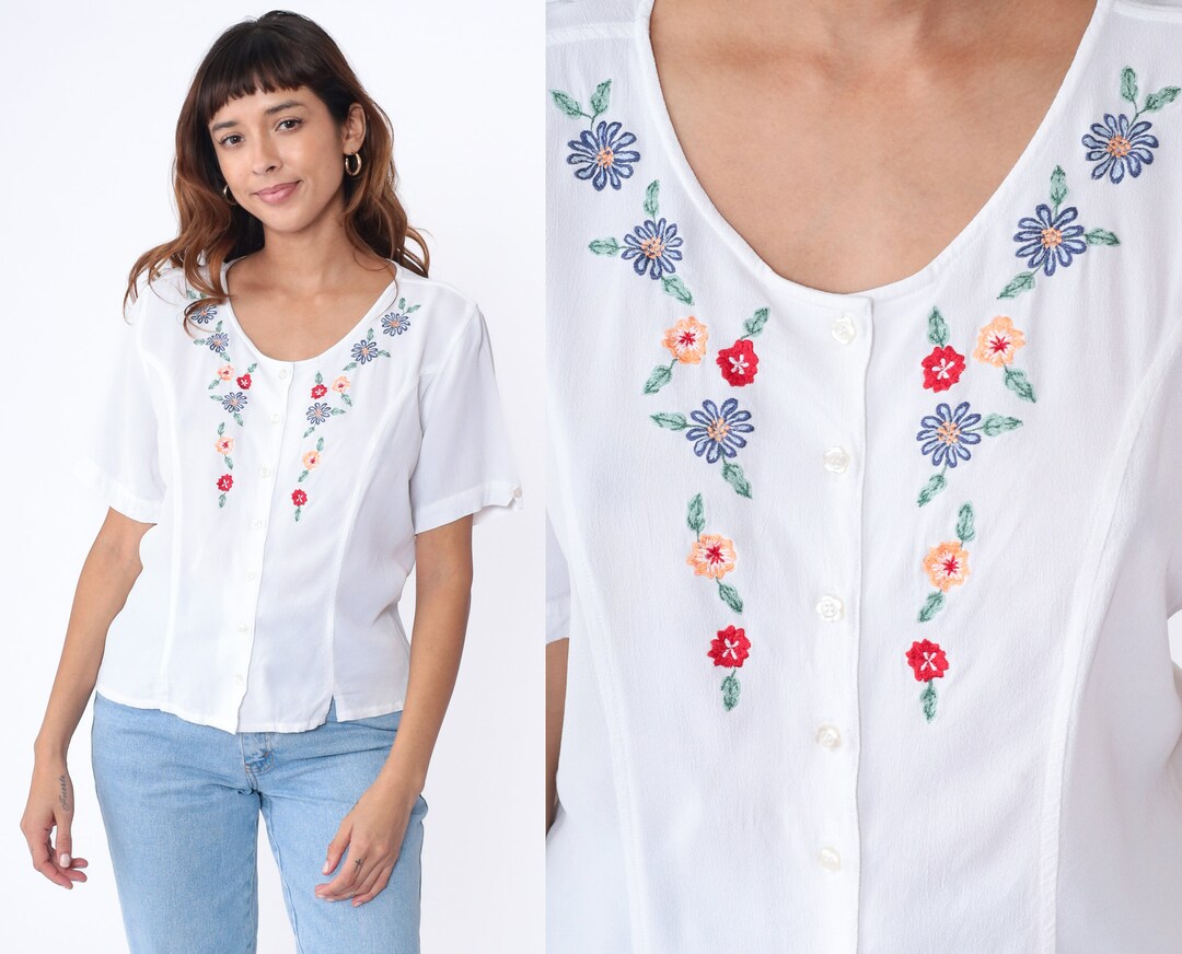 Vintage 90s 00s White Embroidered Button Up Shirt Blouse Boho Whimsy Top M 12/14