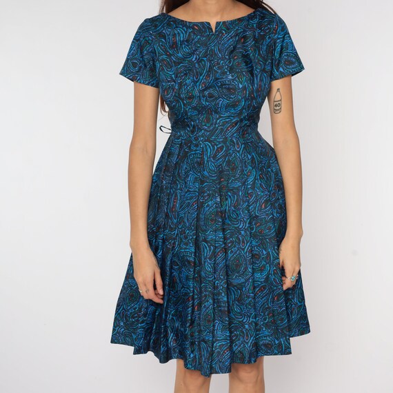 60s Day Dress Blue Paisley Tea Length 60s PLEATED… - image 8