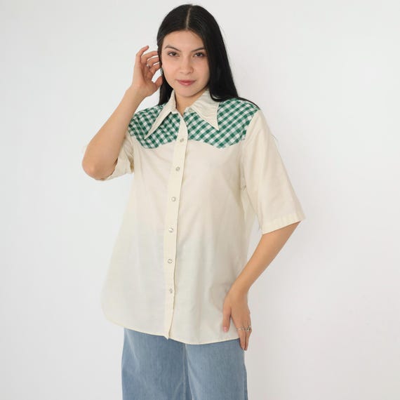 Vintage 70s Western Shirt Cream Green Gingham Yoke Pearl Snap Top Checkered Blouse Dagger Collar Short Sleeve Button Up Shirt 1970s Large L