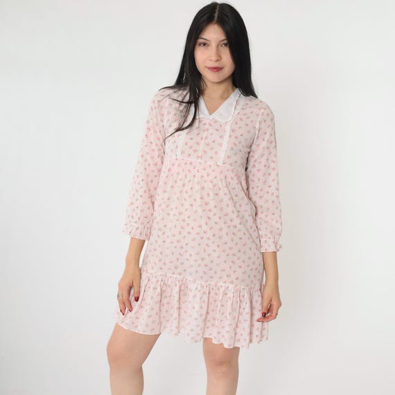 70s Floral Babydoll Dress Baby Pink Mini Eyelet Lace Collar Boho Empire Waist 3/4 Sleeve Dolly 1970s Hippie Vintage Minidress Extra Small xs