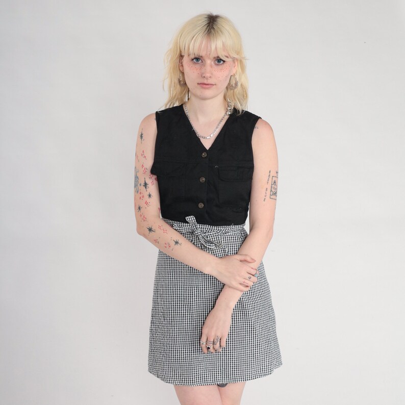 90s Mini Dress Black White Gingham Day Dress Sleeveless Button Up Shift Retro Chic Grunge Casual Minidress V Neck Vintage 1990s Medium 10p image 3