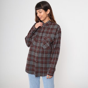 Grunge Flannel 90s Gray Red Plaid Button Up Oversized Vintage Long Sleeve Alternative Rock Style Streetwear Casual Seattle Style Small S