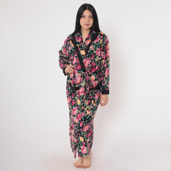 90s Victoria's Secret Robe Floral Dressing Gown Pink Black Lace Trim Belted Ankle Length Wrap Front House Coat 1990s Vintage Small Petite