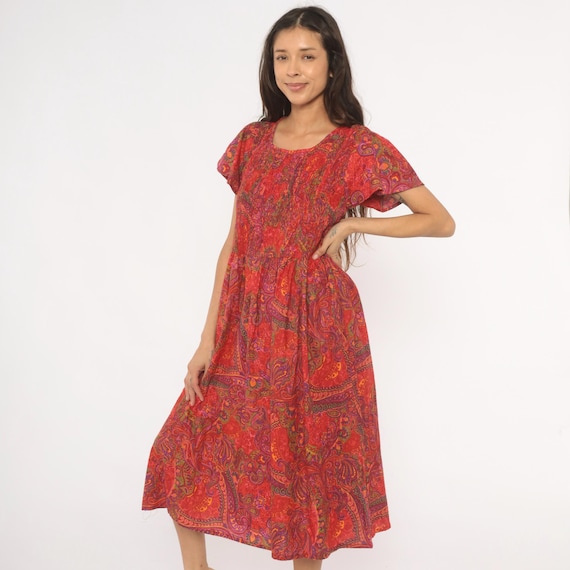 Paisley Smocked Dress 70s Red Purple Flutter Sleeve Scoop Neck Cotton Midi Floral Print A Line Summer Psychedelic Vintage Colorful Large L