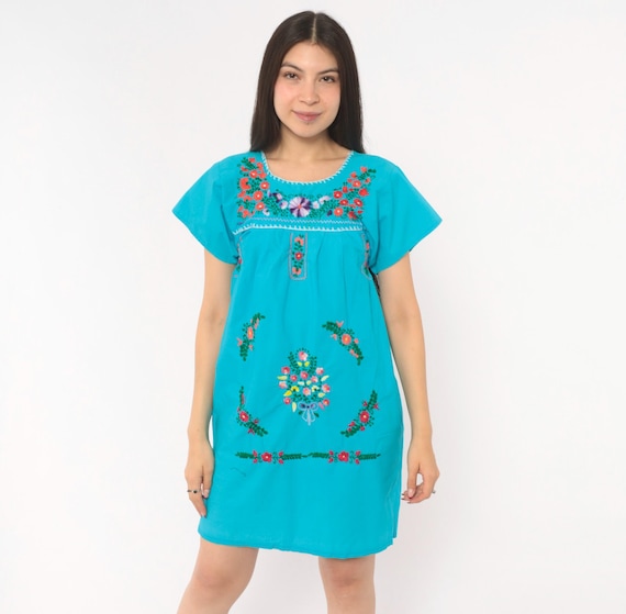 Embroidered Mexican Dress 80s Turquoise Cotton Floral Puebla Mini Short Sleeve Scoop Neck Teal Fiesta Folk Art  Vintage Extra Small XS