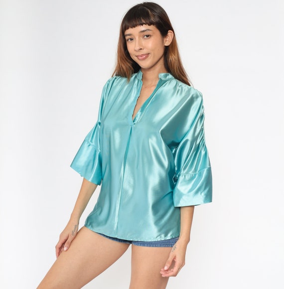 70s Shiny Blue Shirt 3/4 Sleeve Collared Mandarin Collar Shirt 1970s V Neck Blouse Ruched Collar Retro Tee Vintage Seventies Top Small S