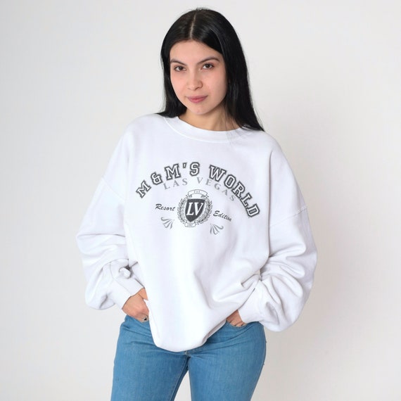 M&Ms World Las Vegas Sweatshirt 90s Resort Edition Chocolate Candy Sweatshirt Crewneck Jumper 1990s Vintage White Oversized Extra Large xl
