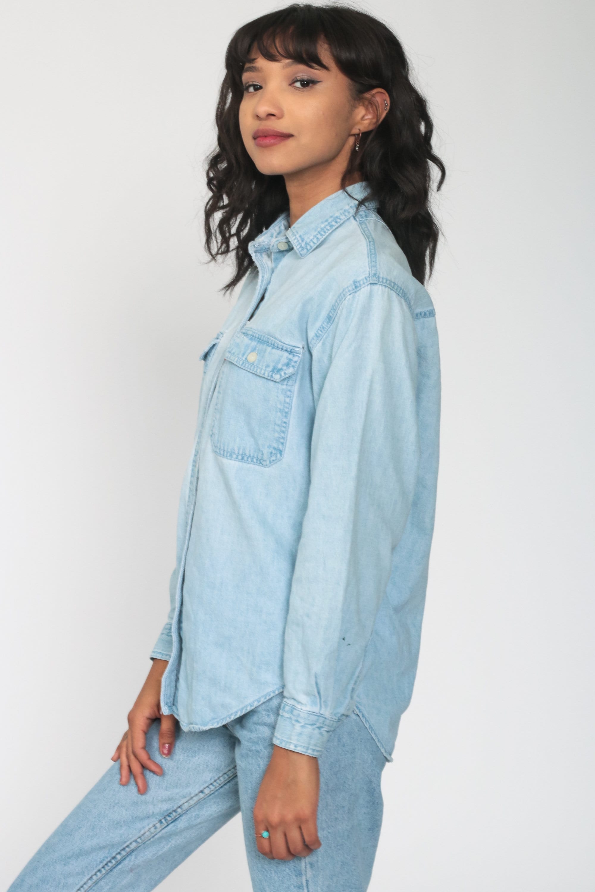 levi's light blue denim shirt