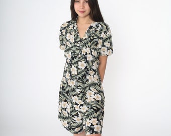 Tropical Floral Romper 90s Mini Playsuit Black Green One Piece Wide Leg Shorts Short Sleeve Front Zip Up Flower Print Vintage 1990s Medium