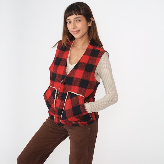 Buffalo Plaid Vest 80s Sherpa Lined Winter Vest Red Plaid Wool Vest Lumberjack Shearling 1980s Snap Button Up Vintage Black Medium Large