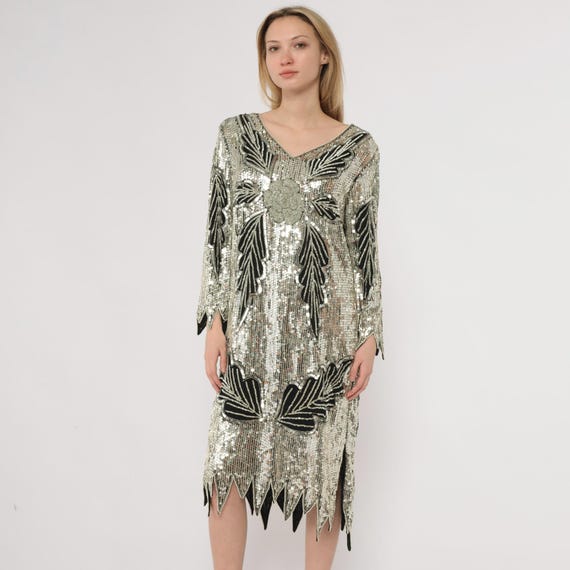 Silver Sequin Dress 90s Art Deco Black Leaf Pattern Long Sleeve V Neck Silk Metallic Evening Formal Party Cocktail Vintage Medium M