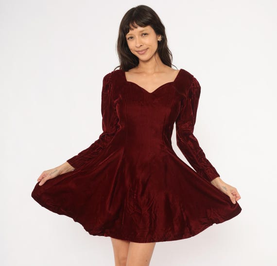 Burgundy Velvet Dress 90s Sweetheart Neckline Puff Sleeve Fit And Flare Wine Mini Skater Crimson Holiday Party Vintage Perspective Small S