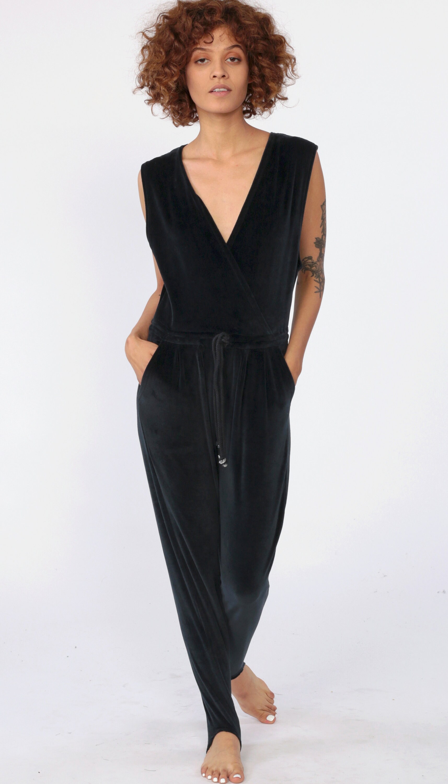 Velour Jumpsuit Party 80s STIRRUP Jumpsuit Black Velvet Romper Tapered Eddie Bauer V Neck