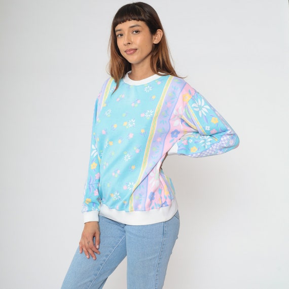 Blue Floral Sweatshirt 80s 90s Pastel Ringer Crewneck Shirt Striped Lavender Purple Yellow Vintage Sweater AOP 1990s Slouchy Medium