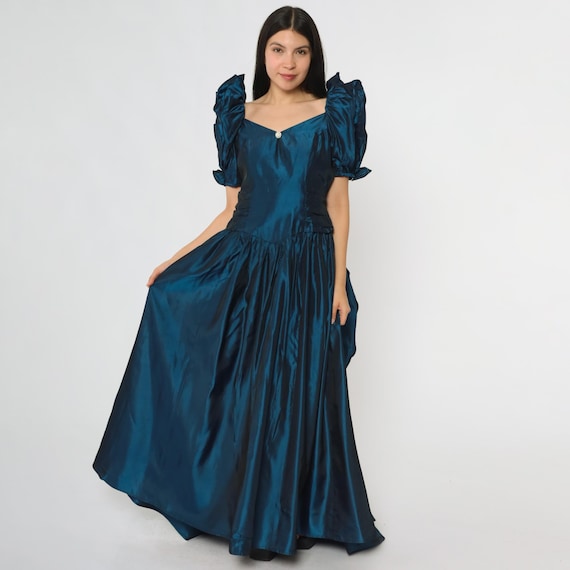 Gothic Prom Dress 80s Navy Blue Taffeta Medieval Puff Sleeves Sweetheart Neckline Ball Gown Renaissance Formal Evening Elegant Large L