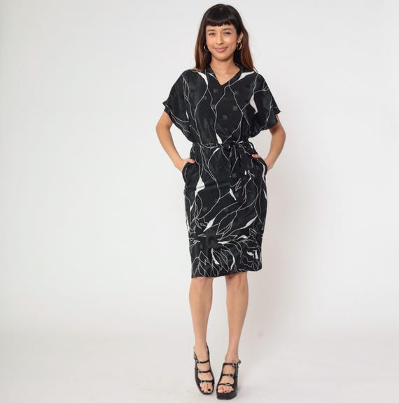 Geometric Pattern 80s Belted Dress Black White Abstract Print Midi Length Short Sleeve Minimalist Art Deco Inspired Office Party Medium M 8