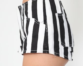 THEREDTHREAD / ザレッドスレッド】S cow short pants