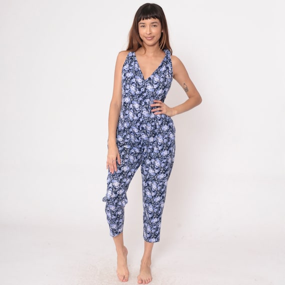 90s Floral Jumpsuit Periwinkle Capri Y-Back Wildflower Playsuit Tapered Cropped Romper 80s Vintage Pantsuit Sleeveless V Neck Small Medium