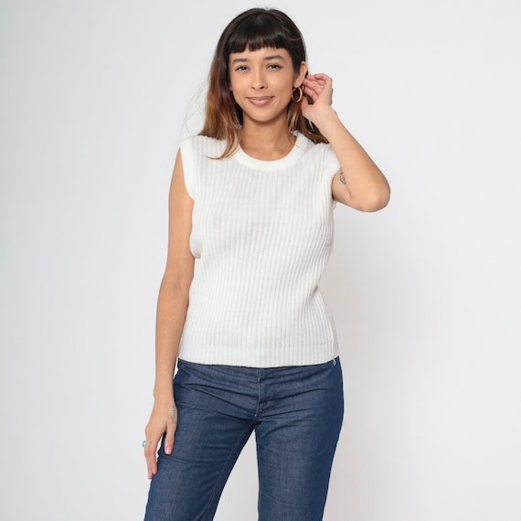 70s Sweater Vest White Ribbed Knit Tank Top Sleeveless Ribbed Pullover Boho Scoop Neck Preppy Vintage 1970s Medium