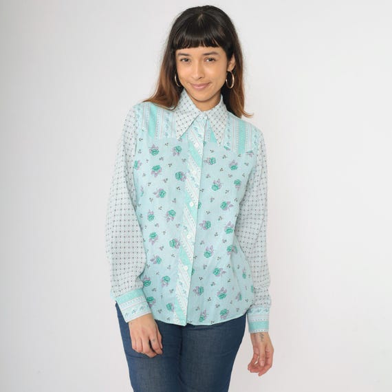 Vintage70s  Western Floral Blouse Turquoise Blue Button Up Shirt 1970s Contrast Yoke Boho Long Sleeve Boho Hippie Dagger Collar Medium