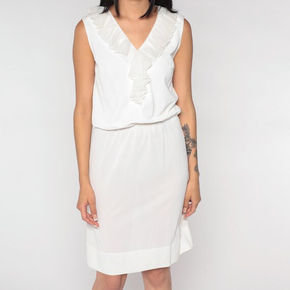 White Mini Dress 70s Blouson Dress Ruffled V Neck… - image 9
