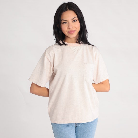 Heathered Pocket Tee 90s Embroidered Crest T Shirt Grey Peach TShirt Solid T-Shirt Basic Streetwear Fruit of the loom Vintage 1990s Medium