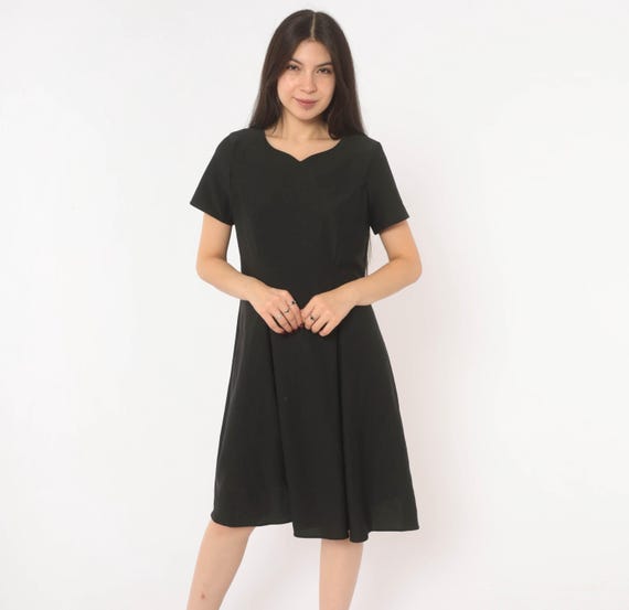 Black A Line Dress 2000s Sweetheart Neckline Short Sleeve Flare Skirt Shift Minimal Dark Grunge Witchy Gothic Alternative Vintage Large L