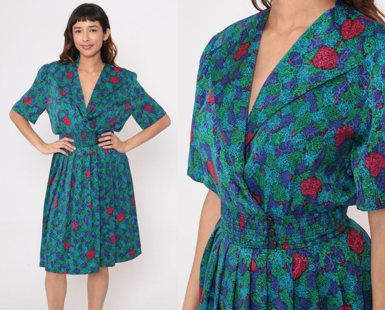 80s Pleated Dress Abstract Floral Print High Elastic Waist Dress Midi Surplice Neck Short Sleeve 1980s Vintage Green Blue Red Extra Small x image 1