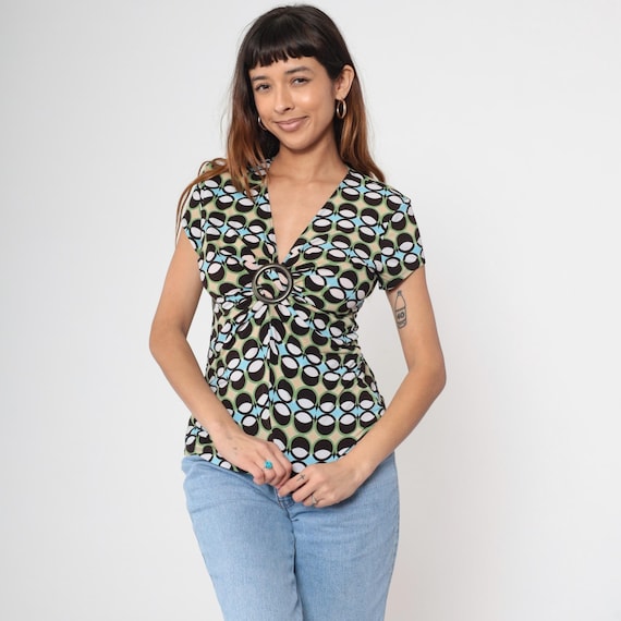 Vintage Y2K Geometric Print Top Green Black Blue O-Ring Detail Mod Print Plunge V-Neck Short Sleeve Stretchy 2000s Fitted Shirt Small 5