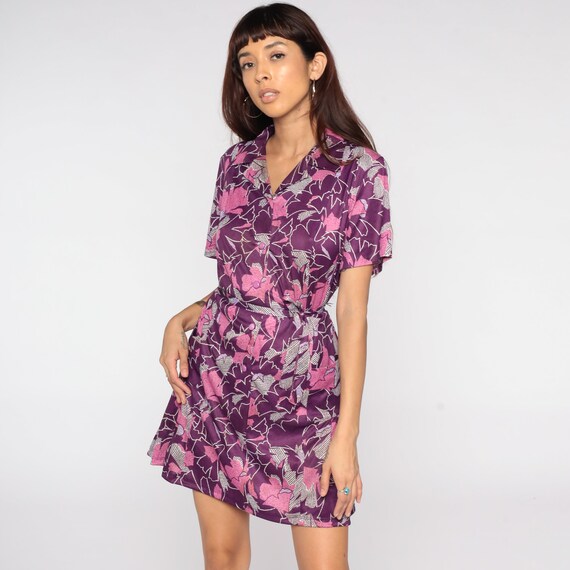 Purple Floral Dress Mod Shift Dress 70s Mini Butt… - image 3